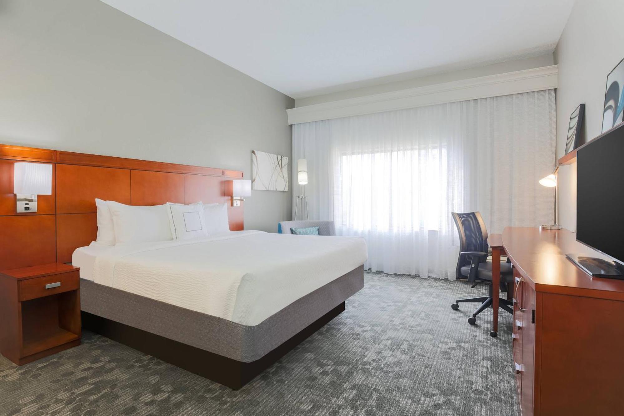 Courtyard By Marriott Monroe Airport Hotel Eksteriør billede