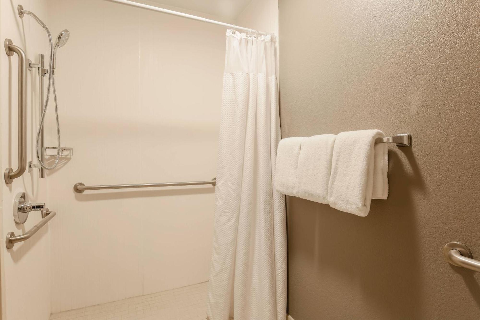 Courtyard By Marriott Monroe Airport Hotel Eksteriør billede