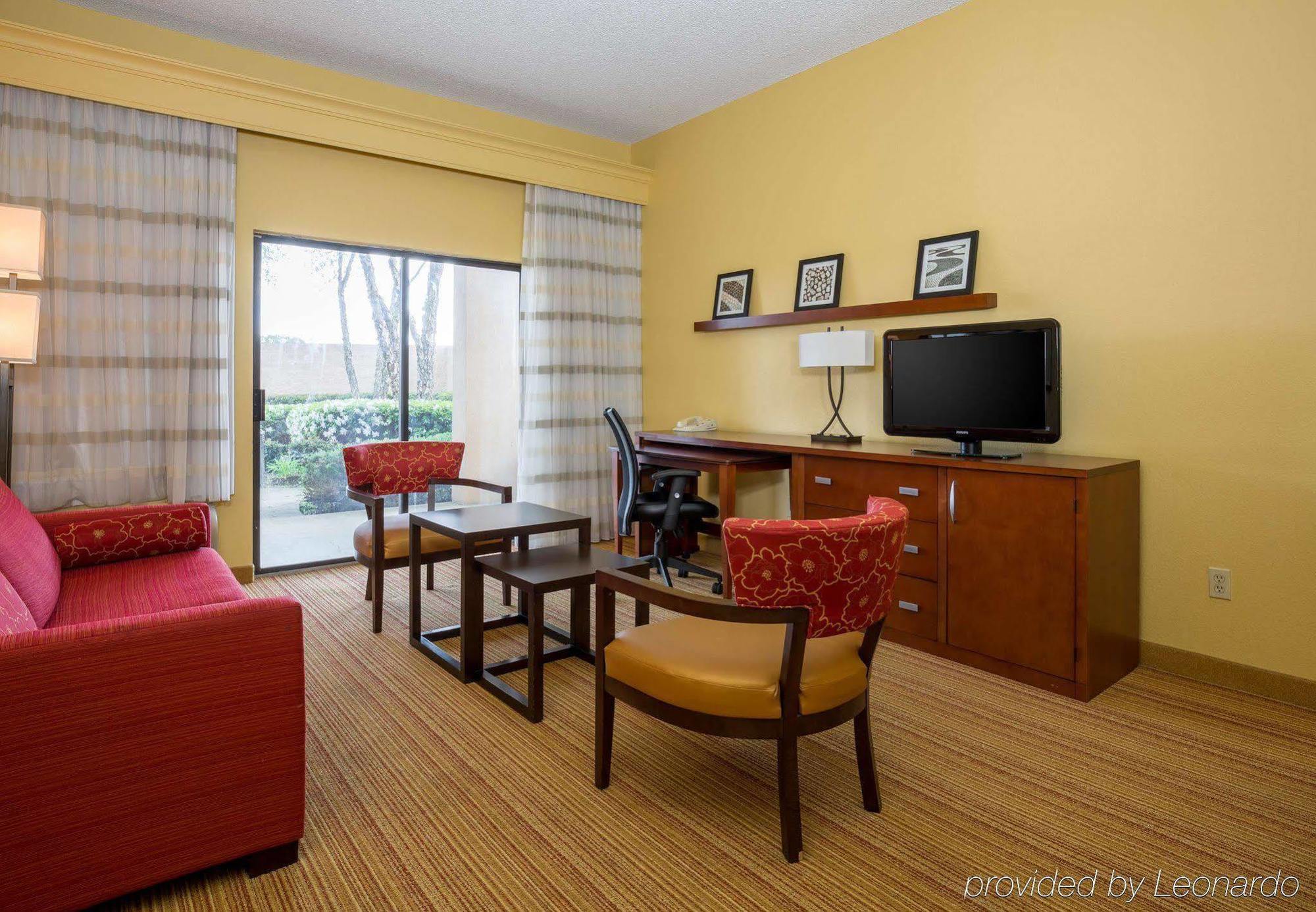 Courtyard By Marriott Monroe Airport Hotel Eksteriør billede